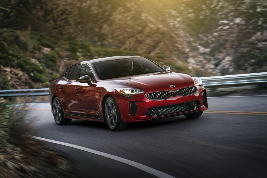  Kia Stinger GT (CK) 2017 года  (NA) (фото 21 из 50)